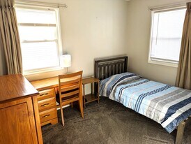 730 Governor Rd in Valparaiso, IN - Building Photo