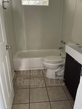 1237 1/2 Oak St in Columbus, OH - Building Photo - Building Photo