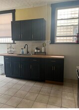 283 Clifton Ave, Unit Clifton in Newark, NJ - Building Photo - Building Photo