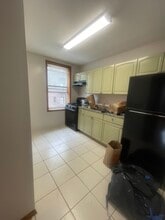 43 Hill St, Unit 34 in Bloomfield, NJ - Building Photo - Building Photo