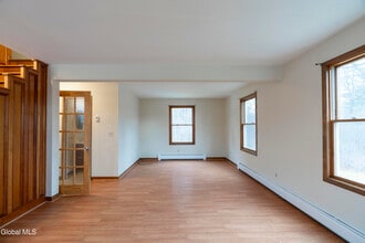 4 Easy St in Mechanicville, NY - Building Photo - Building Photo