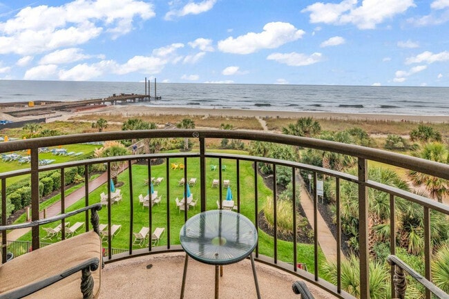 2310 N Ocean Blvd in Myrtle Beach, SC - Building Photo - Building Photo
