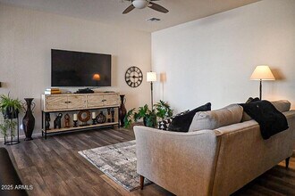 1250 Abbey Ln in Chandler, AZ - Building Photo - Building Photo