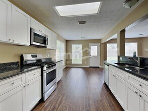 12227 Lavon Dr in Tomball, TX - Building Photo - Building Photo