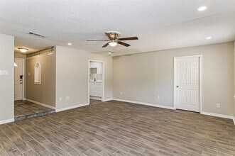 3025 Montclair Pl in Denton, TX - Building Photo - Building Photo
