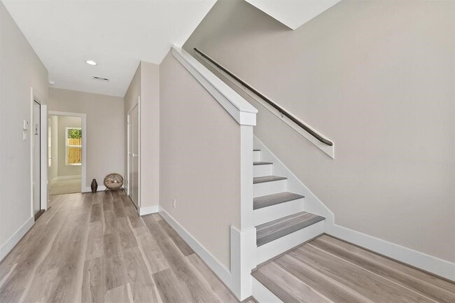 property at 2504 W Tidwell Rd