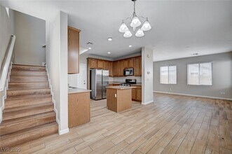 684 Sumatra Pl in Henderson, NV - Building Photo - Building Photo