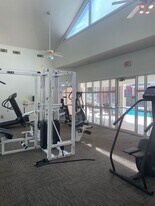 2360 SW Archer Rd in Gainesville, FL - Building Photo