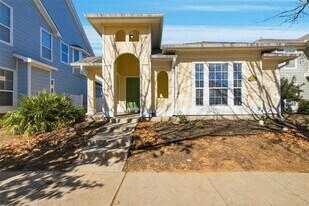 1931 St.Simons St in Savannah, TX - Building Photo