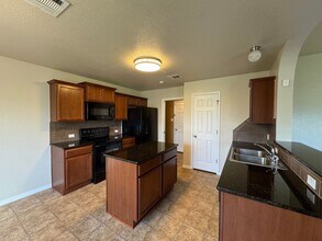 7819 Woodbury Dr in Temple, TX - Building Photo - Building Photo