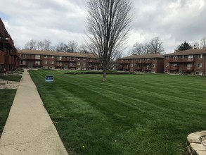 River Landing Apartments in Muncie, IN - Foto de edificio - Building Photo