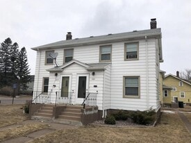 1323 N 21st St in Superior, WI - Building Photo