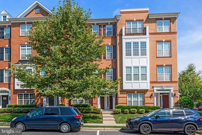 property at 23548 Belvoir Woods Terrace