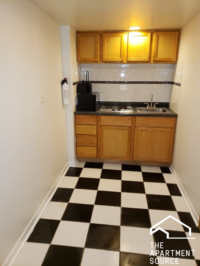 property at 2230 N Lockwood Ave