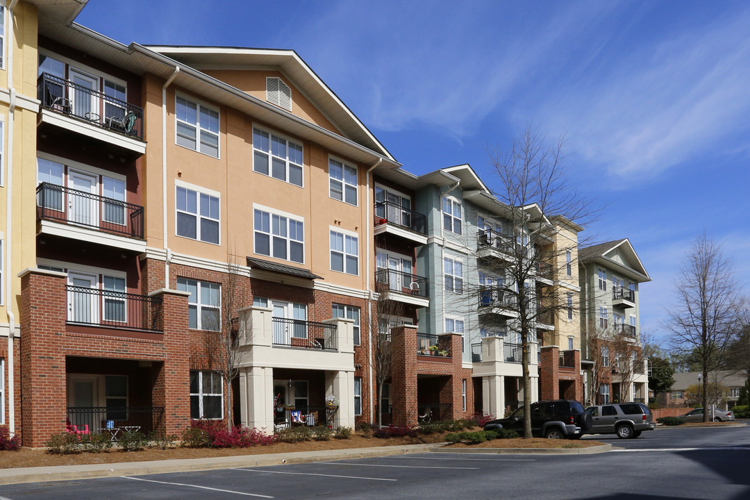 Ridenour 55+ Active Adult Community in Kennesaw, GA - Foto de edificio