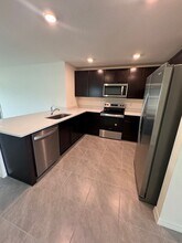 2164 NE 28th Ln in Ocala, FL - Building Photo - Building Photo