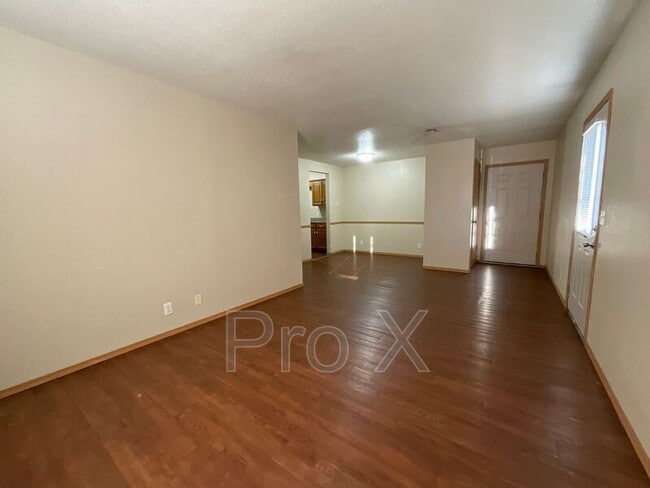 4563 E Zora St in Joplin, MO - Building Photo - Building Photo