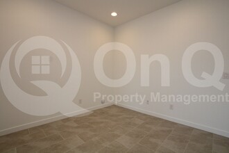 17155 W Artemisa Ave in Surprise, AZ - Building Photo - Building Photo