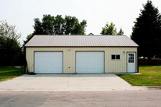 300 E 5th St in Gordon, NE - Foto de edificio - Building Photo