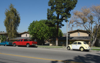 893-897 Rimpau Ave in Corona, CA - Building Photo - Building Photo