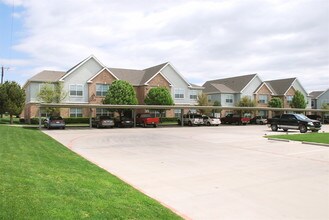 221 Harris Dr in Crowley, TX - Building Photo - Building Photo