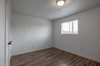 Bella Vista Apartments in Corpus Christi, TX - Building Photo - Interior Photo