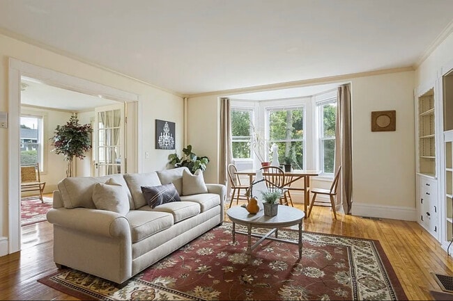 220 Burncoat St, Unit #1