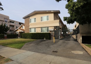 1343 E Harvard St in Glendale, CA - Building Photo - Building Photo