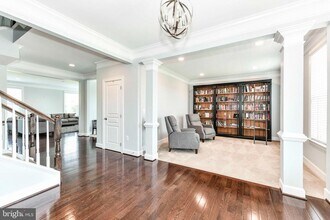 15783 Berkhamstead Pl in Leesburg, VA - Building Photo - Building Photo