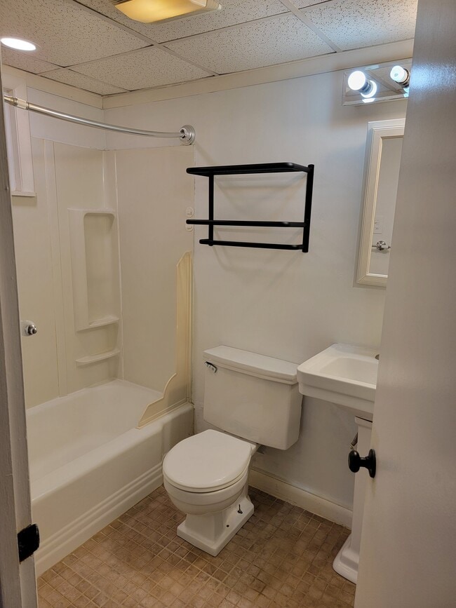 2339 Boas St, Unit 10 in Penbrook, PA - Building Photo - Building Photo