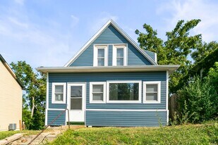 3042 Cottage Grove Ave in Omaha, NE - Building Photo