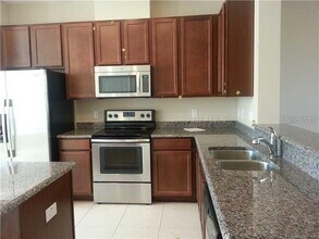 12458 Langstaff Dr in Windermere, FL - Building Photo - Building Photo