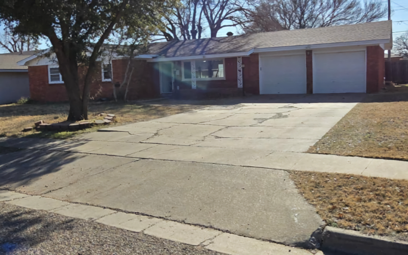 6012 Vernon Ave in Lubbock, TX - Building Photo