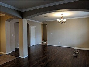 132 Oxford Dr in Kyle, TX - Building Photo - Building Photo