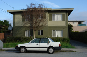 1224 Belmont in San Carlos, CA - Building Photo - Building Photo