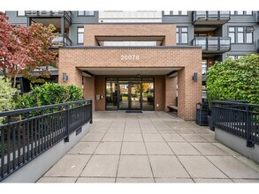 20078 Fraser Hwy in Langley, BC - Building Photo - Building Photo