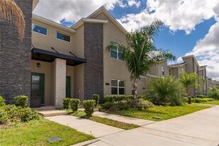 2705 Scrapbook St in Kissimmee, FL - Building Photo