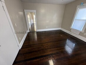 170 King St in Fall River, MA - Building Photo - Building Photo