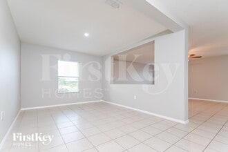 234 Star Shell Dr in Apollo Beach, FL - Building Photo - Building Photo