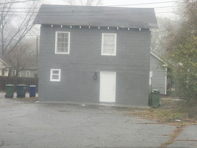 1360 Ellis Rd in Griffin, GA - Building Photo - Building Photo