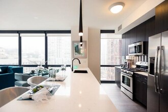 51 E Lake St in Chicago, IL - Building Photo - Building Photo