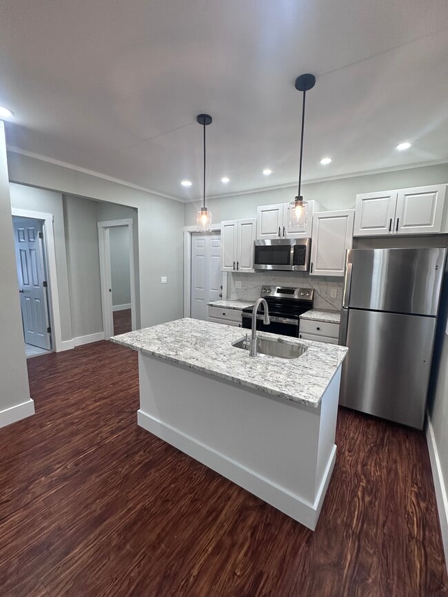302 Abell Ave, Unit Floor 1