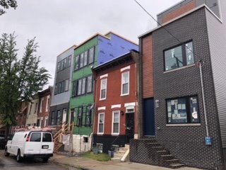 2217 Reed St in Philadelphia, PA - Foto de edificio - Building Photo