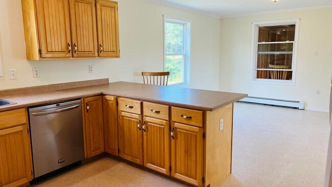 1310 Main Rd in Center Conway, NH - Building Photo - Building Photo