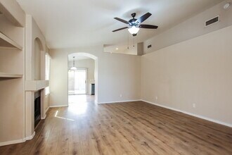 8667 W Palm Ln in Phoenix, AZ - Building Photo - Building Photo