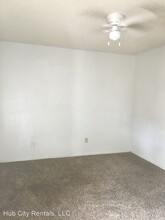 5406 34th St in Lubbock, TX - Foto de edificio - Building Photo
