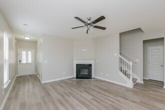 2913 Warwick Ct in Mcdonough, GA - Foto de edificio - Building Photo