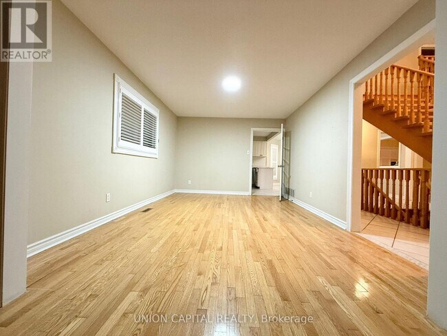 51 Kimbark Crescent in Markham, ON - Building Photo - Building Photo