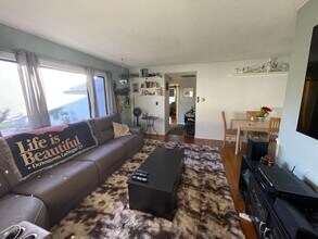 3270 Rosewood Ave in Los Angeles, CA - Building Photo - Building Photo