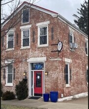 835 Kentucky St, Unit 0.5 in Quincy, IL - Building Photo - Building Photo
